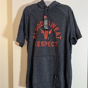 NWT Under Armour Project Rock Men's Gray Short sleeve Hoodie